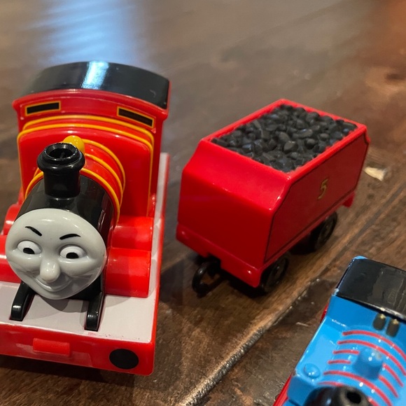 Thomas and Friends Railway Toy - Picture 5 of 7